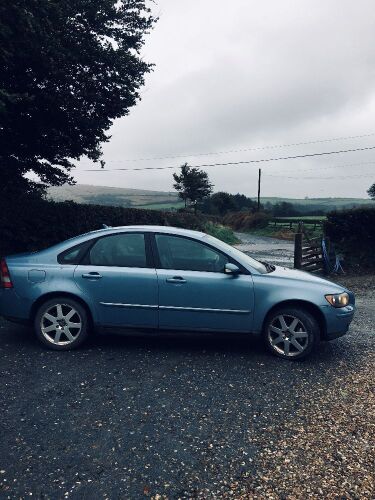 2004 VOLVO S40 DIESEL CAR