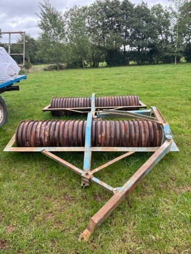 2 TWOSE 9' CAMBRIDGE ROLLERS
