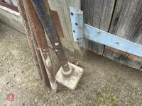 TAMPER & 3 IRON BARS - 5