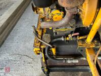 COMPAIR HOLMAN V44 VIBRATING ROLLER - 13