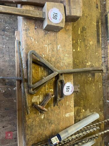 DRAIN/MANHOLE KEYS