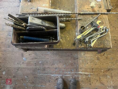 LARGE QTY OF DRILL BITS