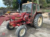 1975 INTERNATIONAL 574 2WD TRACTOR - 2