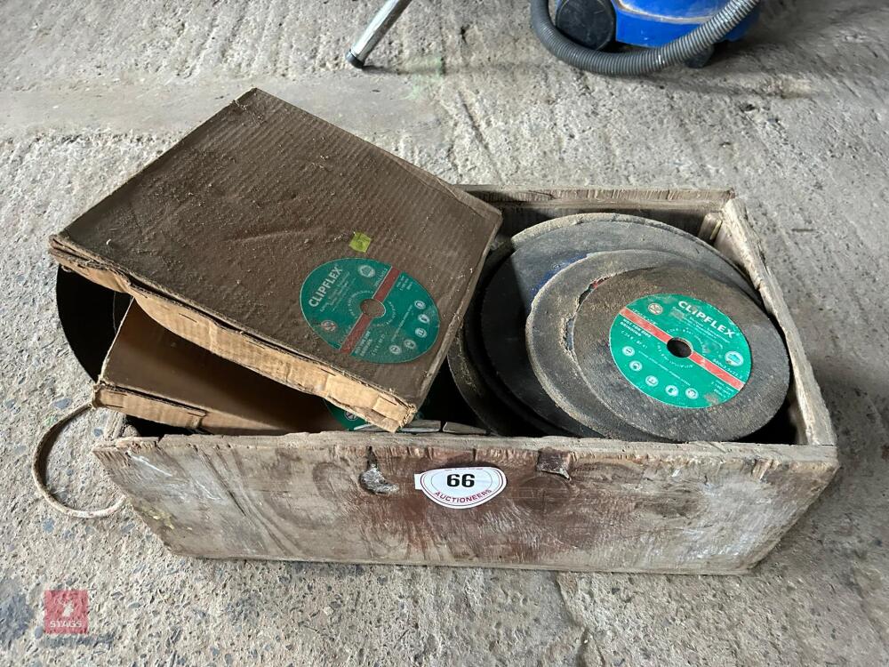 LARGE BOX OF CUTTING DISCS