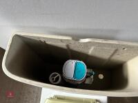 TOILET - 7