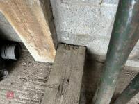 6 SCAFFOLD PLANKS - 4
