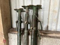4 ACROW PROPS - 2