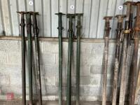 4 ACROW PROPS