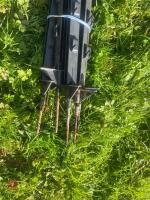 10 BLACK ELECTRIC FENCING STAKES - 2