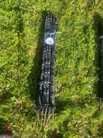 10 BLACK ELECTRIC FENCING STAKES - 4