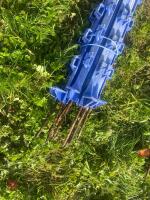 10 BLUE ELECTRIC FENCING STAKES - 4
