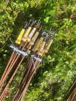 20 METAL ELECTRIC FENCING STAKES - 3