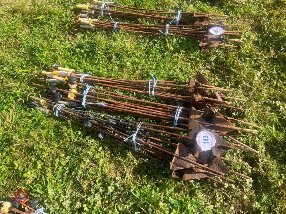 30 METAL ELECTRIC FENCING STAKES
