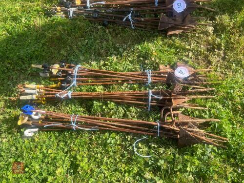 30 METAL ELECTRIC FENCING STAKES