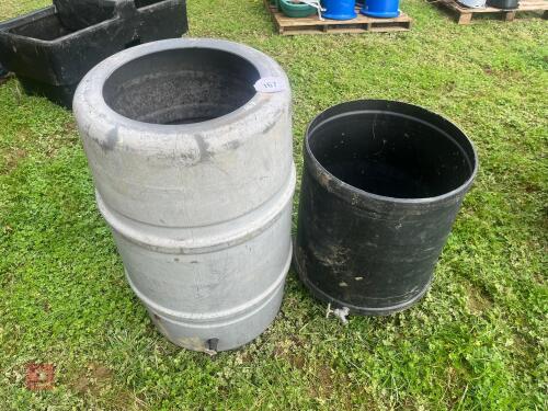 2 WATER BUTTS