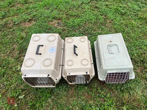 3 PET CARRIERS