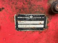 1969 INTERNATIONAL 276 2WD TRACTOR (68) - 17