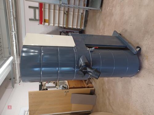 AXMINSTER EXTRACTOR