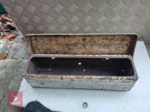 FORD 100 SERIES TOOL BOX
