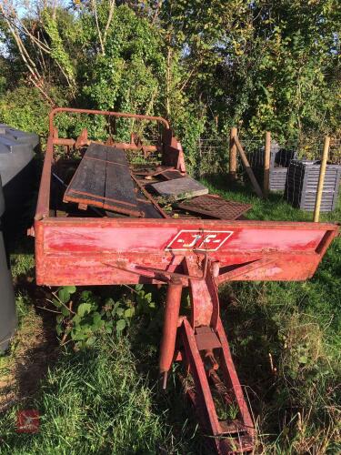 VINTAGE REAR MUCK SPREADER