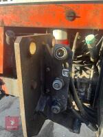 1987 MASSEY FERGUSON 390 2WD TRACTOR - 8