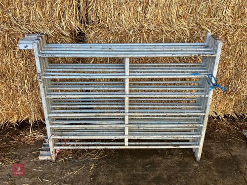 5 BATEMAN 4' GALVANISED HURDLES (40)