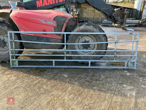 14' 6'' GALVANISED FEED BARRIER (63)