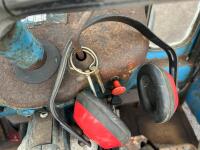 FORD 4000 2WD TRACTOR - 38