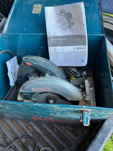 BOSCH GKS IN METAL BOX WITH TOOLS