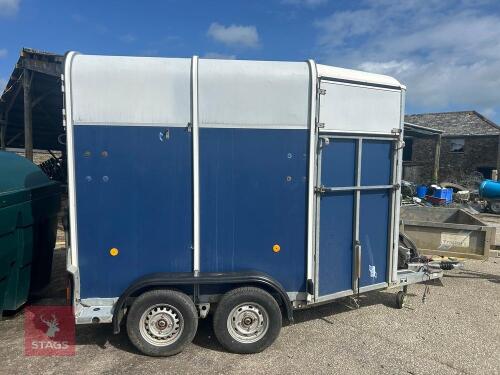 IFOR WILLIAMS HORSE BOX