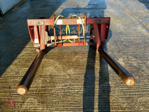 2014 HALL ROLL TYPE BALE SQUEEZE (12)
