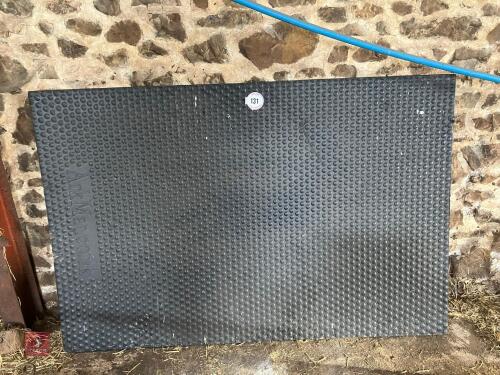 6' X 4' MAT/MATTRESS (131)
