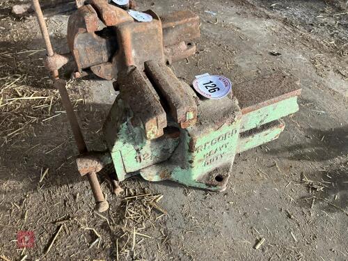 RECORD BENCH VICE (126)