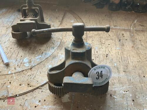 RECORD 153A CLAMP