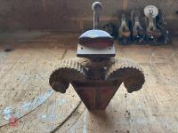 RECORD 153A CLAMP - 6