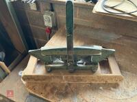 HD MITRE CUTTER - 8