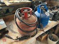 GAS BOTTLES & TORCHES - 4
