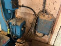 WADKIN DRA 630 BAND SAW - 12