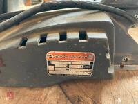 BLACK & DECKER BELT SANDER - 6