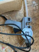 RAPESCO GLUE GUN & STICKS - 3