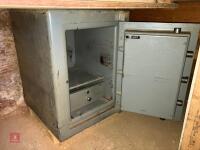 CHUBB SAFE - 4