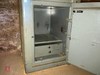 CHUBB SAFE - 5