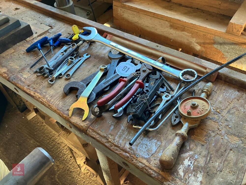MIXED HAND TOOLS