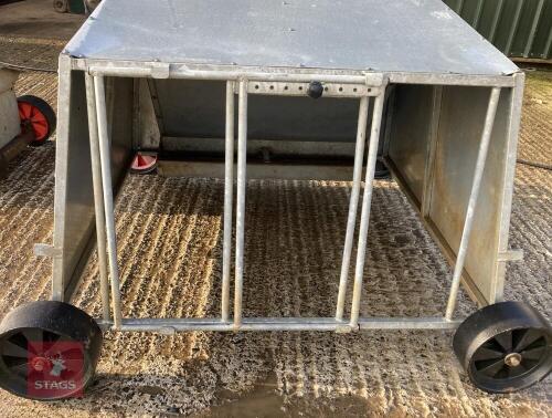 BATEMAN GALVANISED CREEP FEEDER