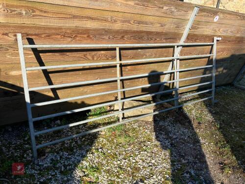 8' GALVANISED HURDLE (47)