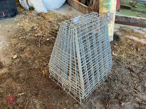 5 GALVANISED HAY RACKS (63)