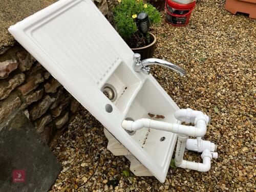 SINK UNIT & PIPING