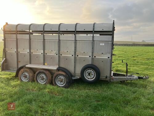 HUDSON 14' TRI-AXLE LIVESTOCK TRAILER