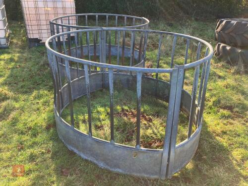 2 GALVANISED SHEEP RING FEEDERS (3)