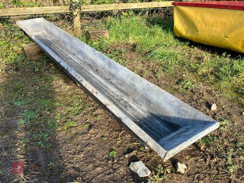 9' 6'' GALVANISED SHEEP FOOTBATH (106)